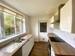 Kitchen- click for photo gallery
